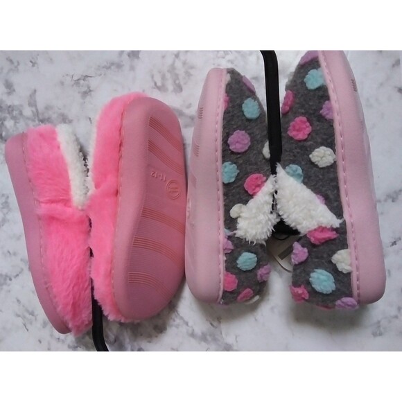 NWT 2 Wonder Nation Slippers - Picture 8 of 8